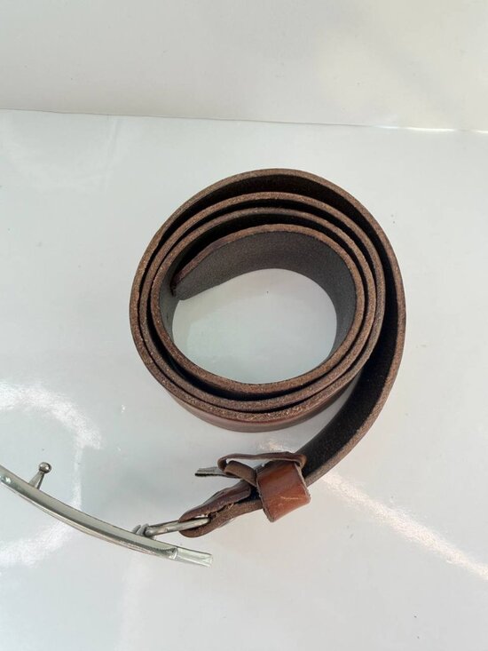 Fossil Vintage Leather Belt – Size ~36–38 – Distressed Finish - Picture 8 of 11